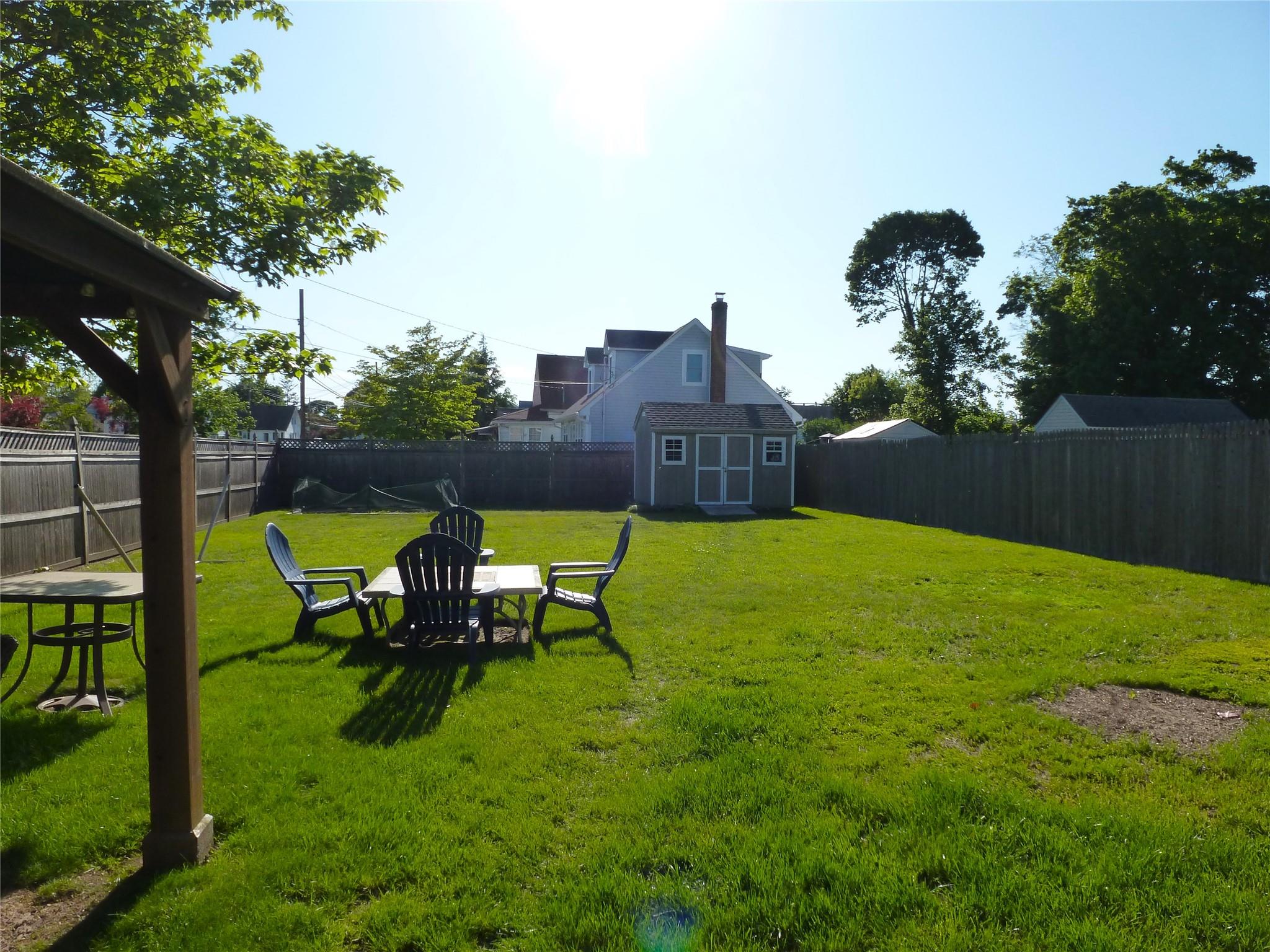 66 Evergreen Avenue, Patchogue, New York image 17