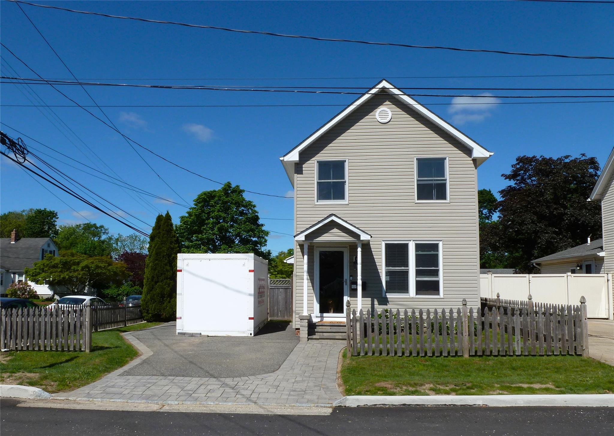 66 Evergreen Avenue, Patchogue, New York image 1