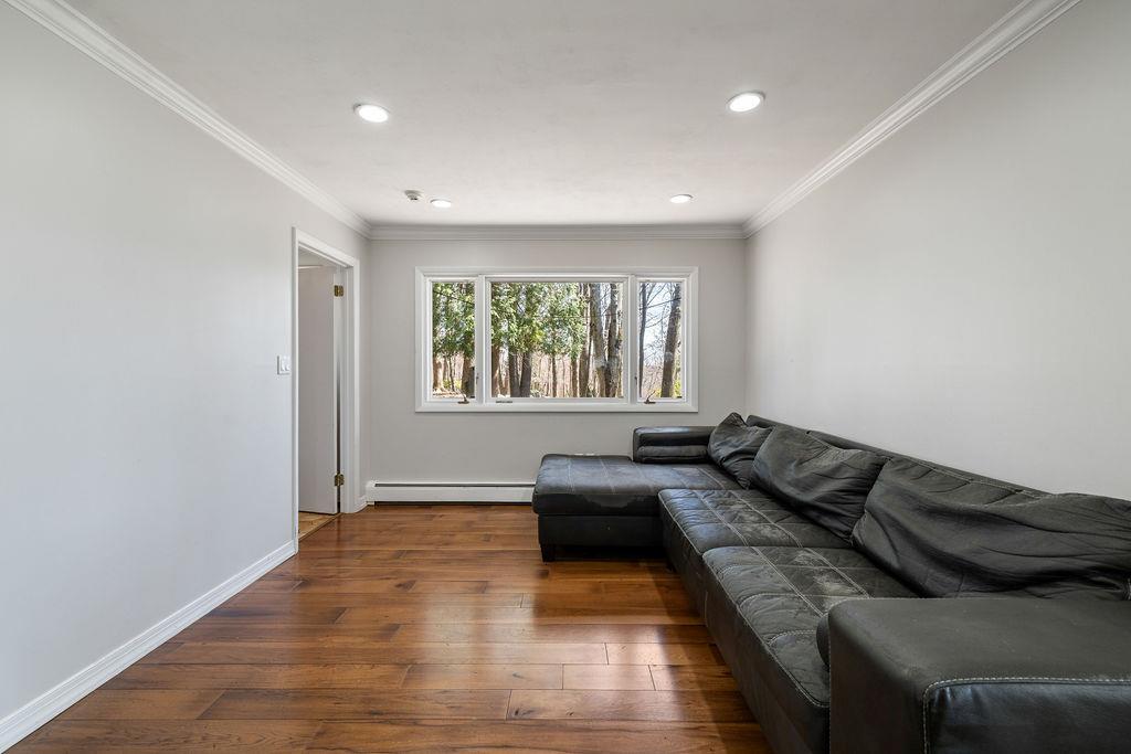 5 Laura Lane, Pomona, New York image 15