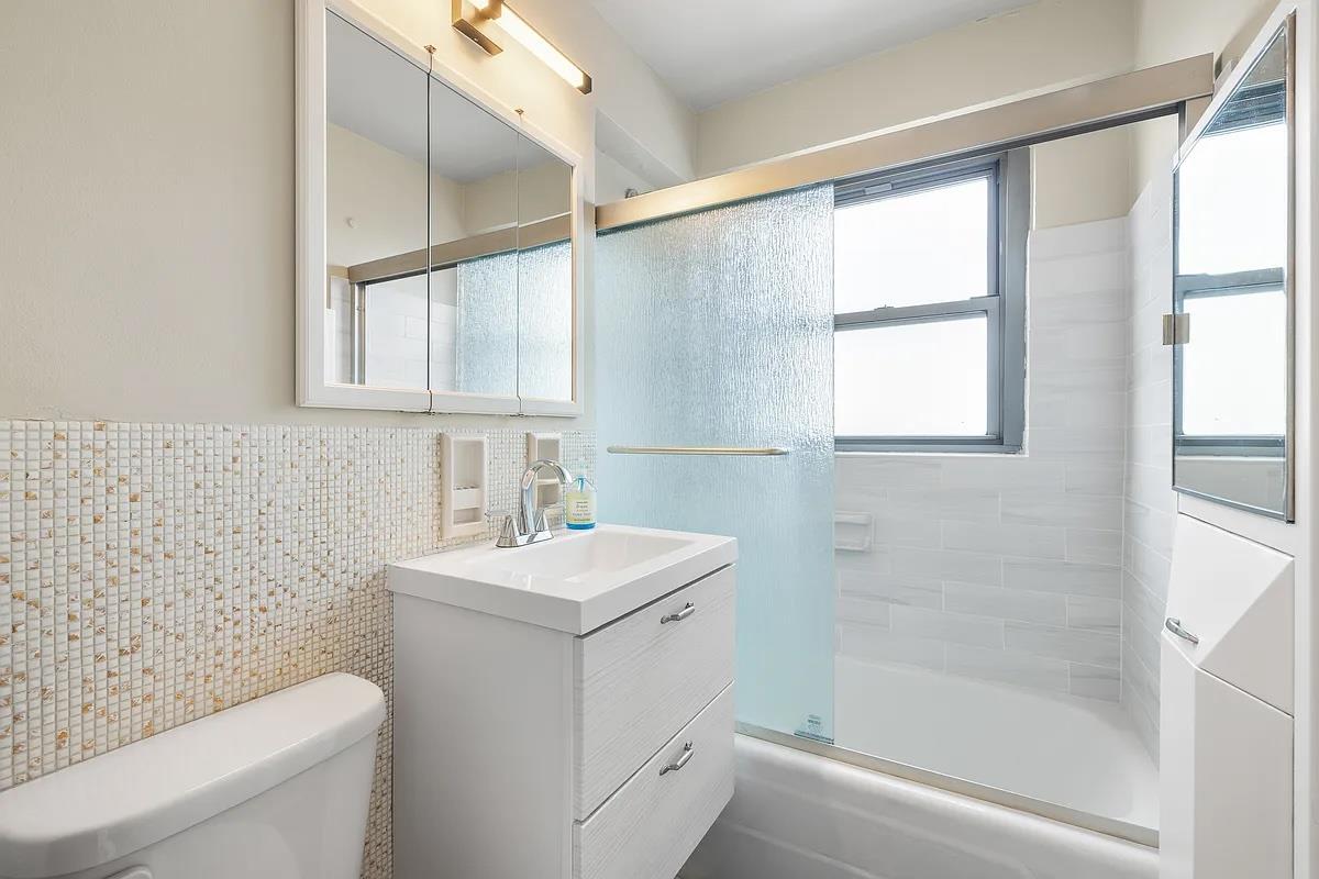 1020 Grand Concourse #15V, Bronx, New York image 7