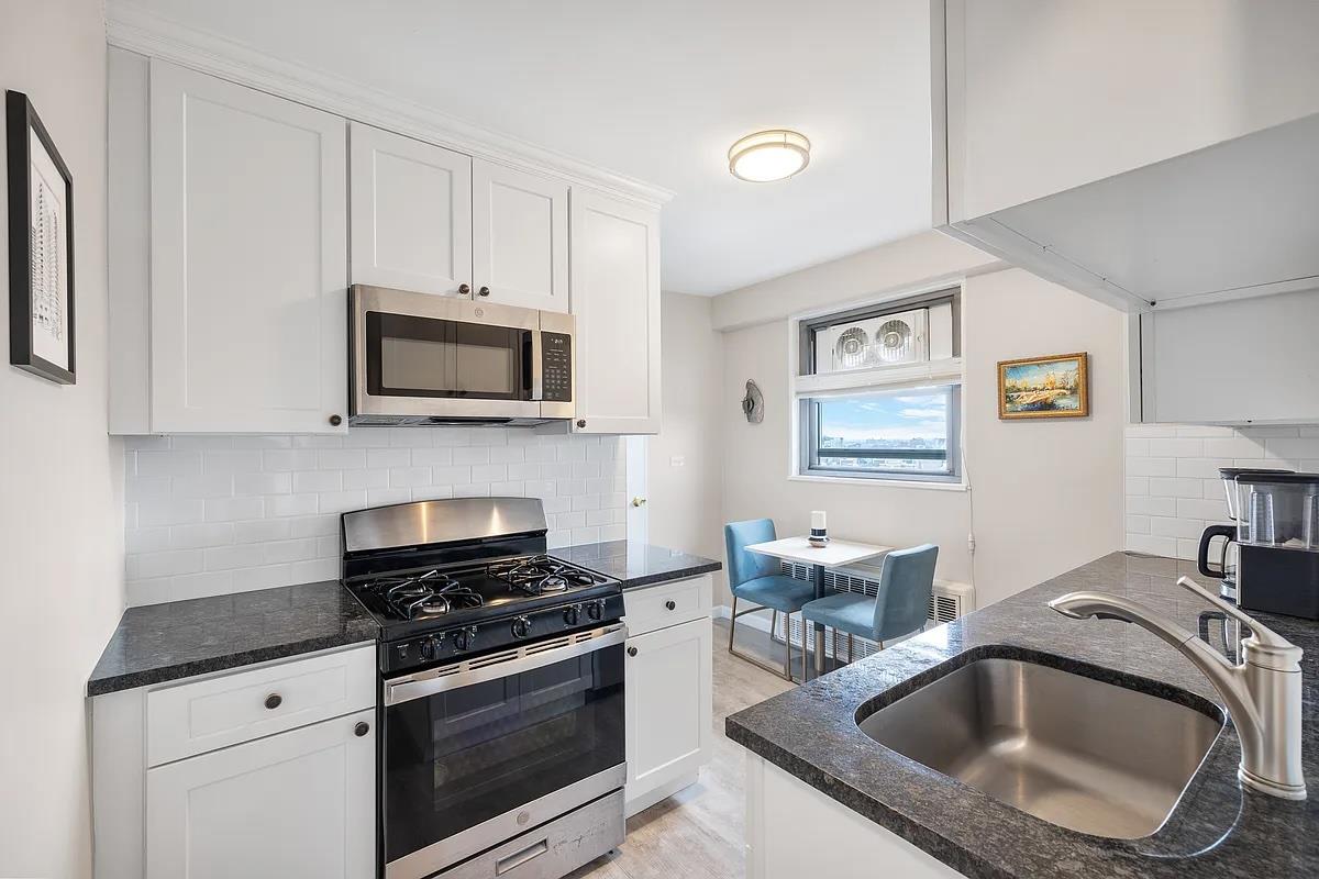 1020 Grand Concourse #15V, Bronx, New York image 4