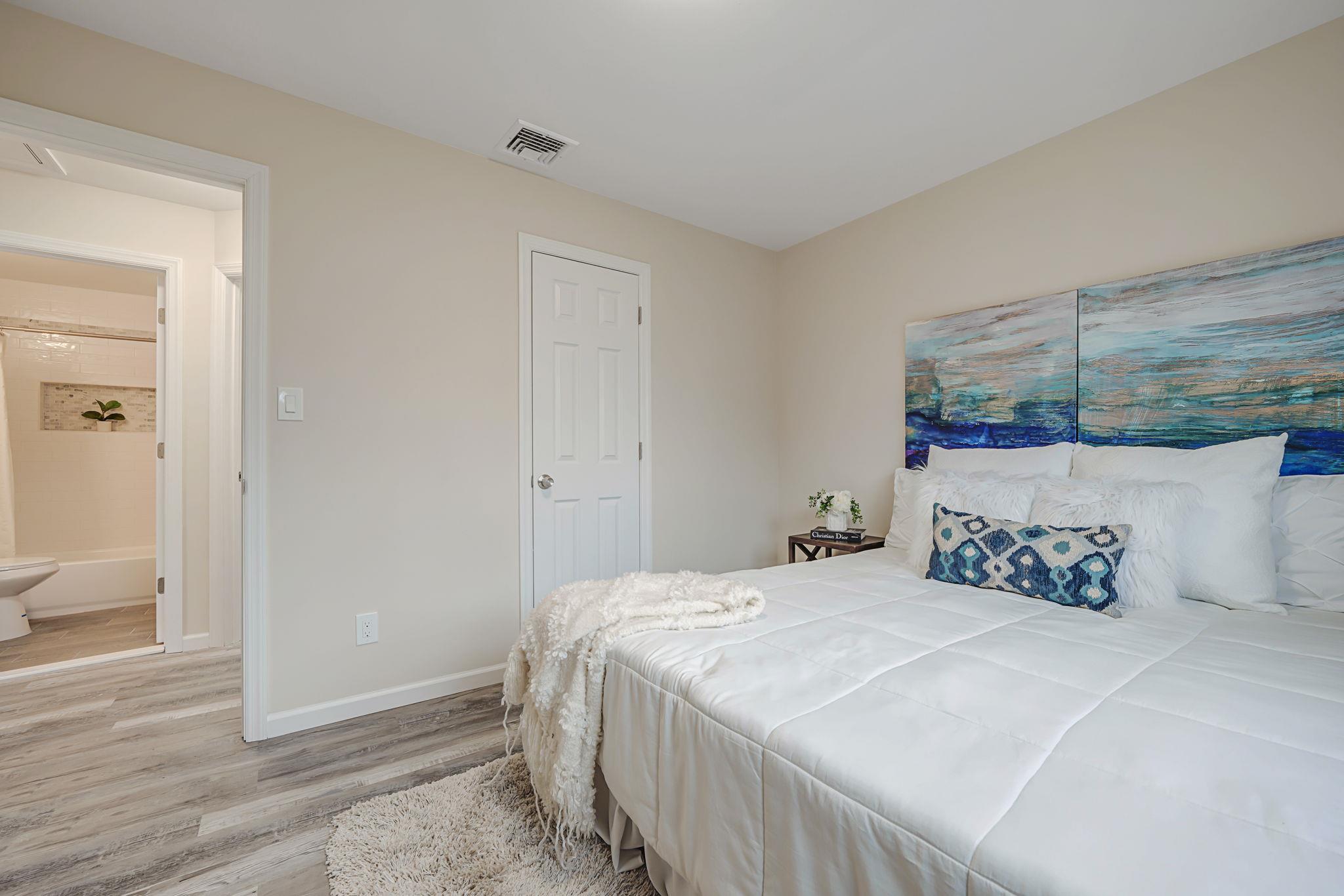 17 20th Avenue, Bay Shore, New York image 12