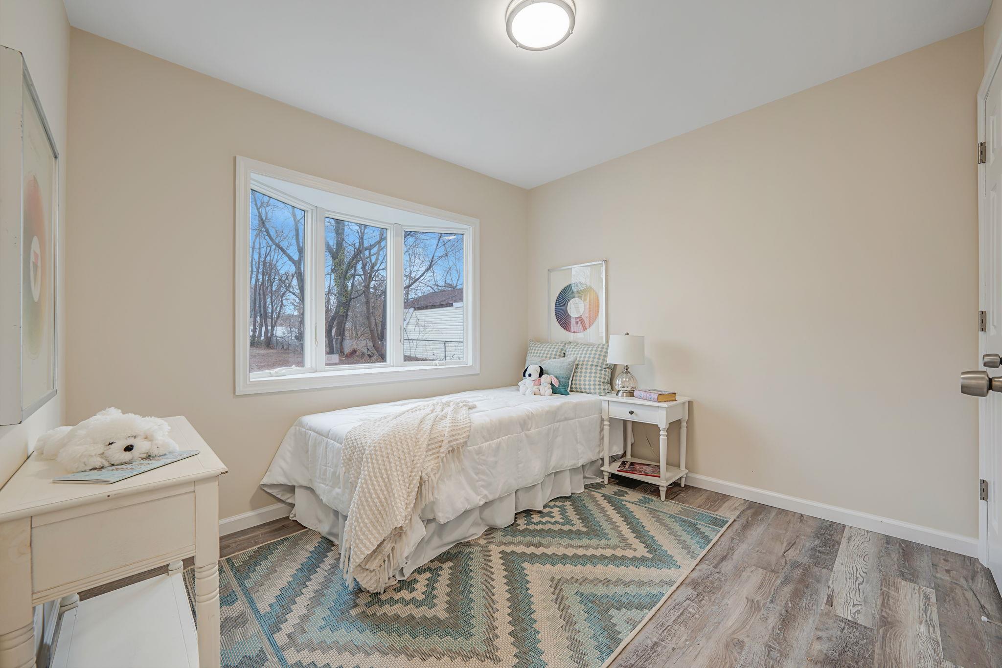 17 20th Avenue, Bay Shore, New York image 13