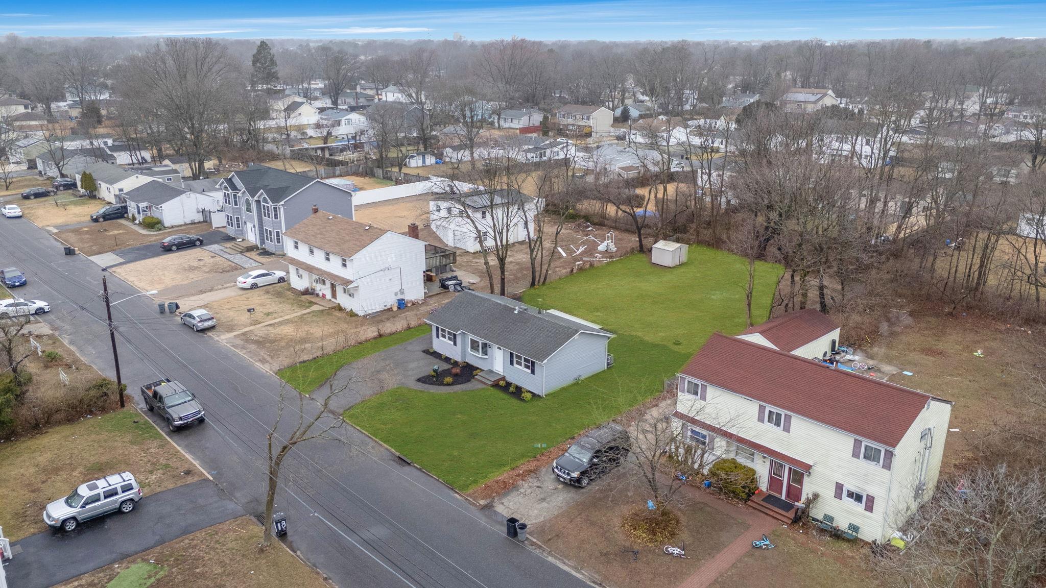 17 20th Avenue, Bay Shore, New York image 18