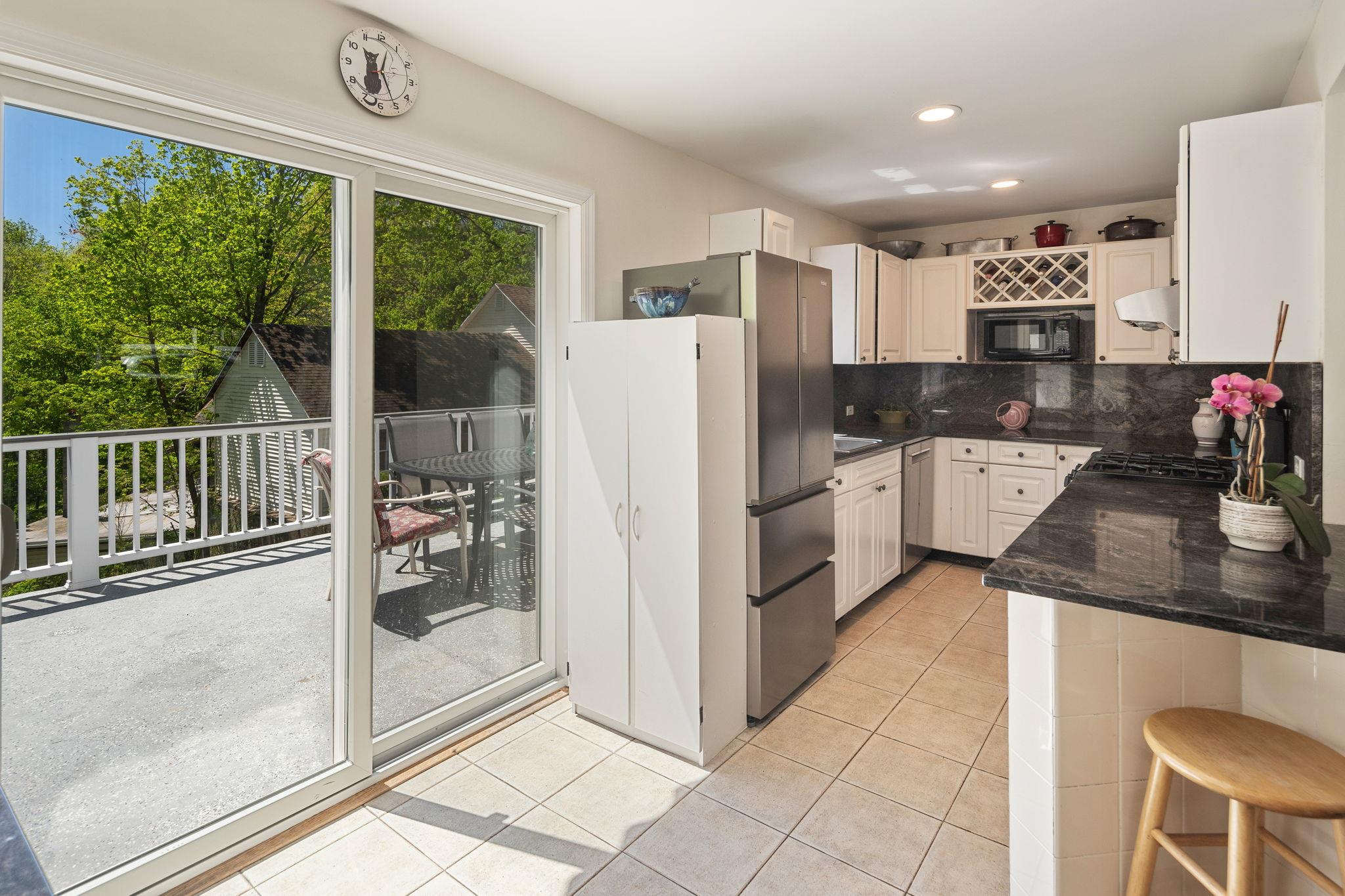 30 Requa Street, Briarcliff Manor, Florida image 12