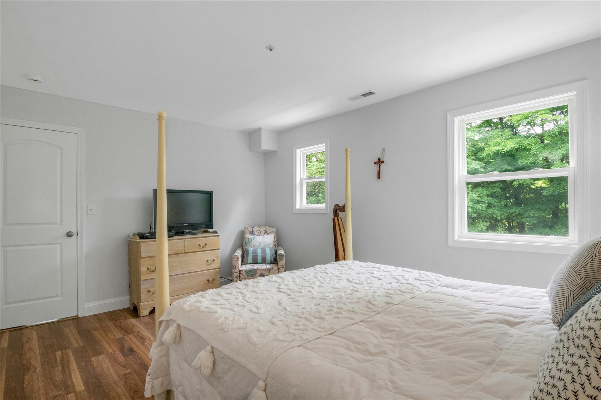 100 Castle Road, Chappaqua, New York image 25