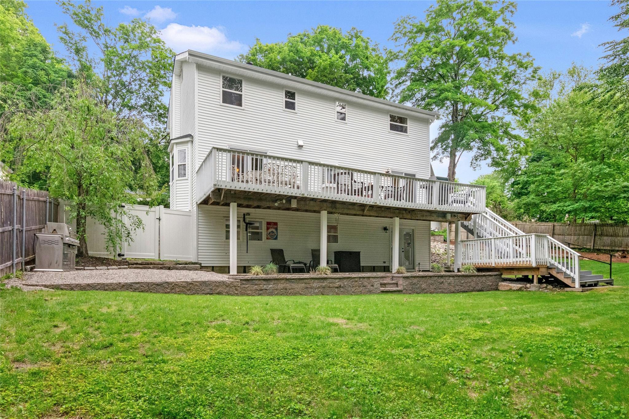 100 Castle Road, Chappaqua, New York image 3