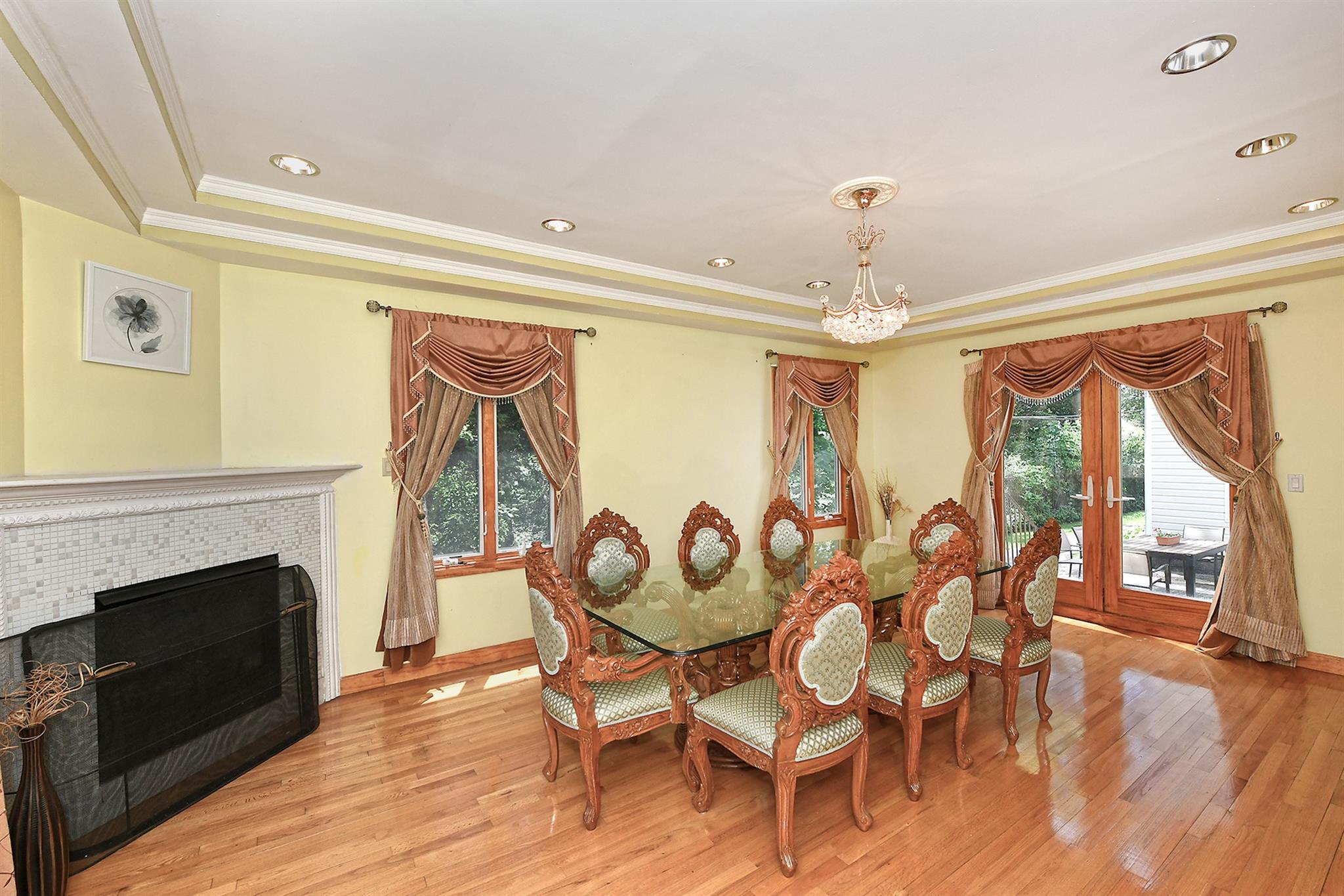 2 Sandy Court, Garden City, New York image 13
