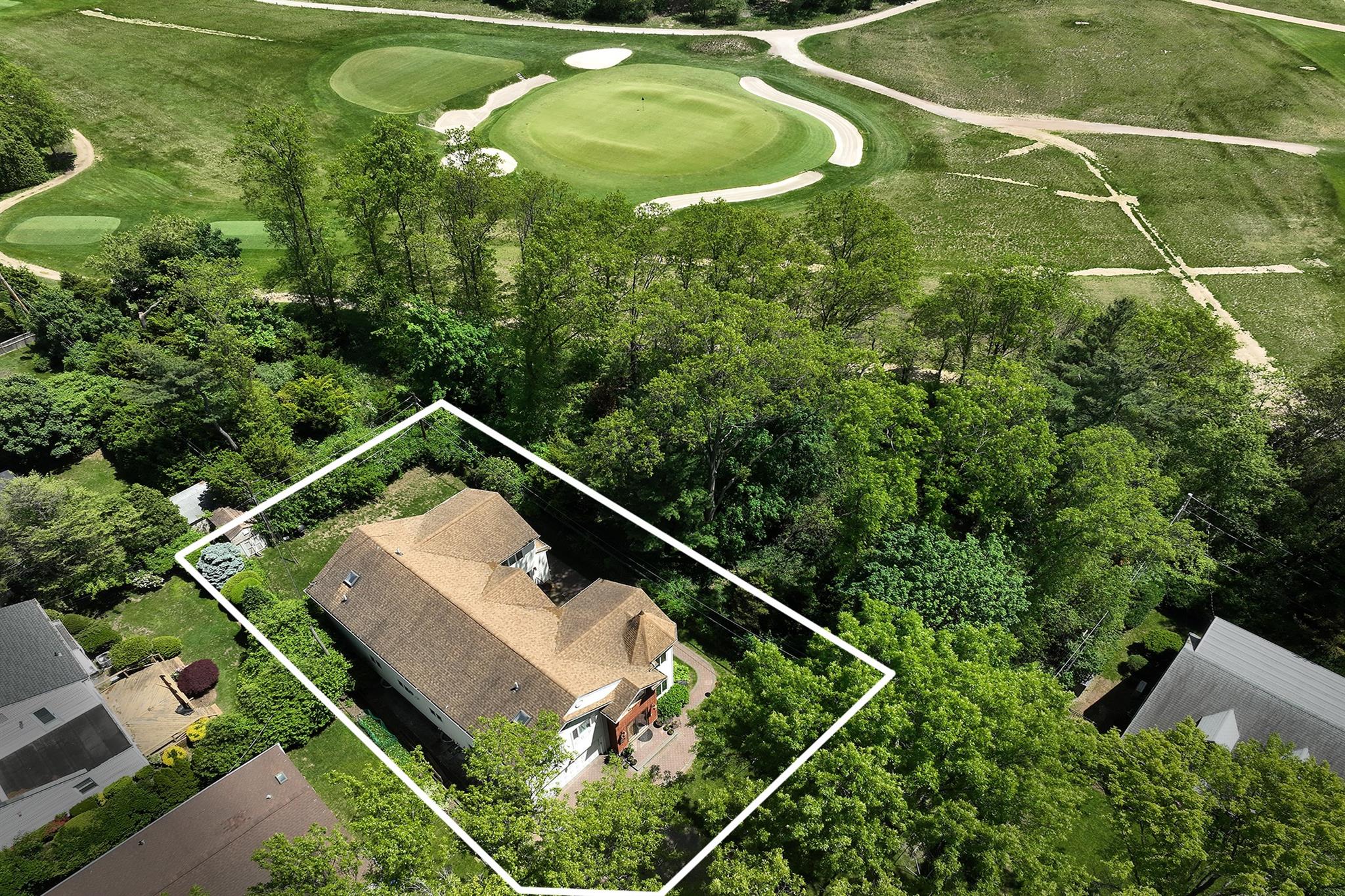 2 Sandy Court, Garden City, New York image 34