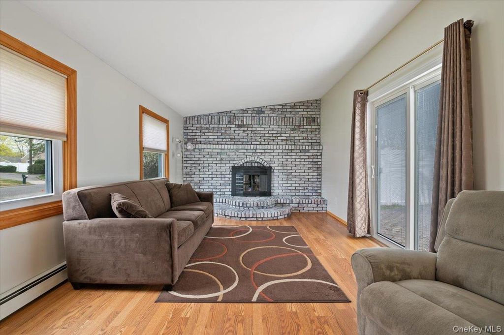 Photo of 22 Redpine Road, Medford, NY 11763 (MLS # 987485)