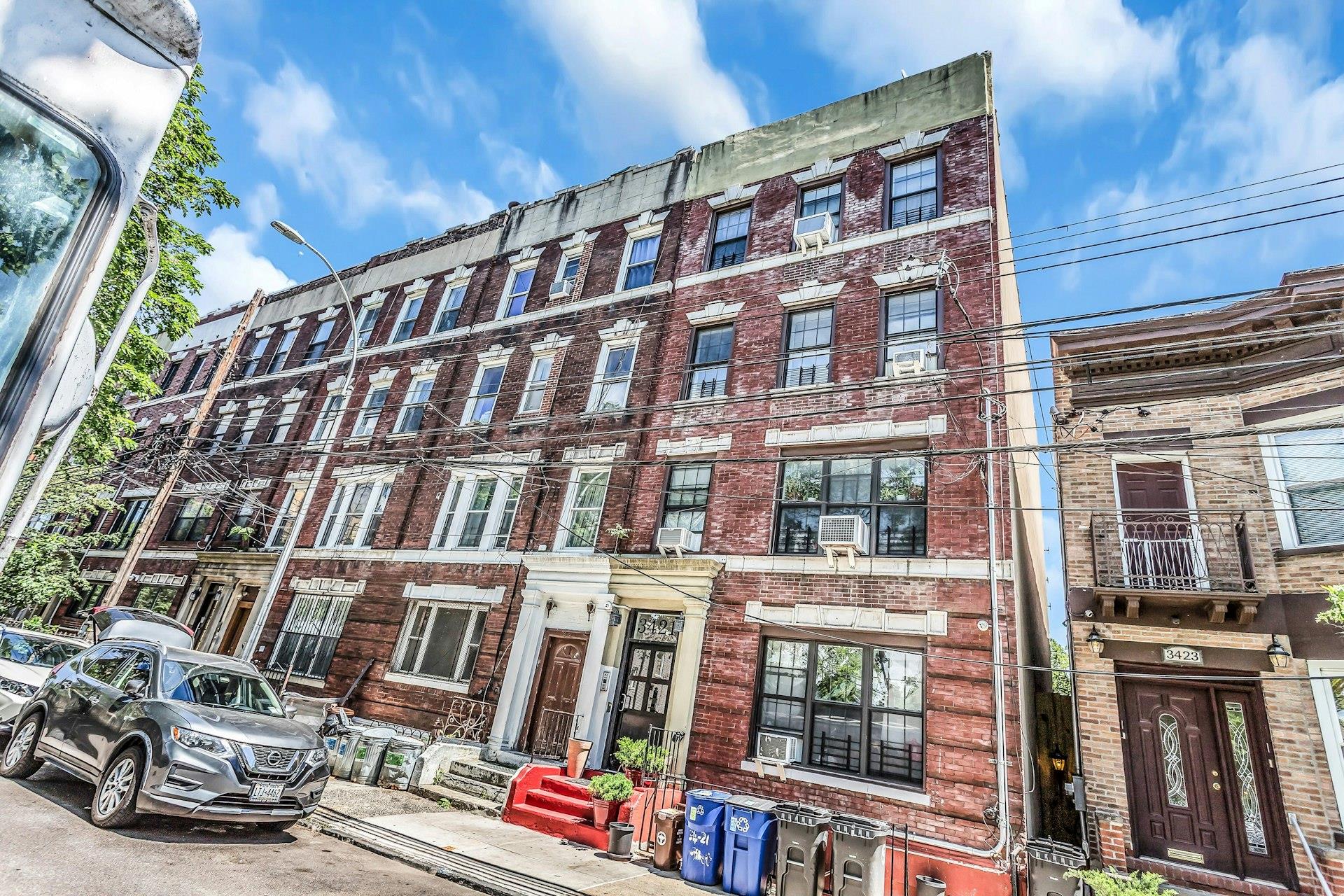 34-21 9 Street