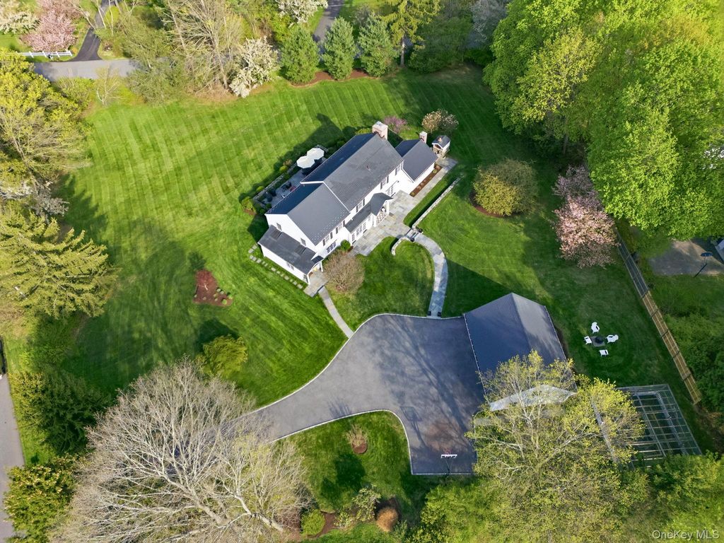 Photo of 14 Annandale Road, Chappaqua, NY 10514 (MLS # 995181)