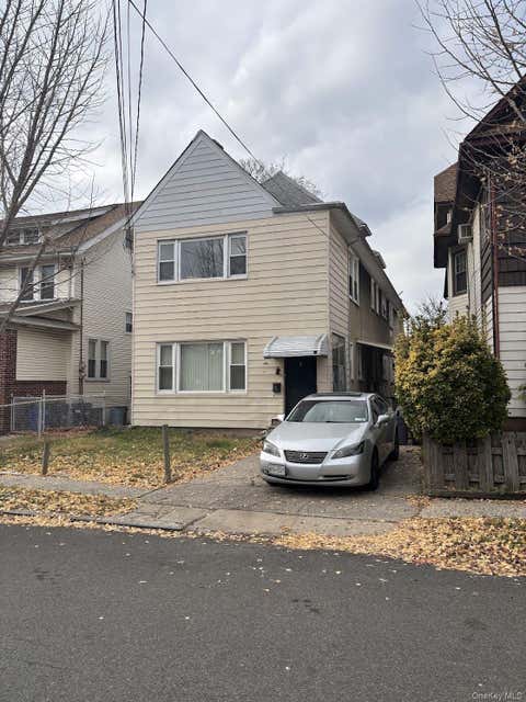 Multifamily For Sale - 256 Sharpe Avenue<br/> Staten Island, NY 10302