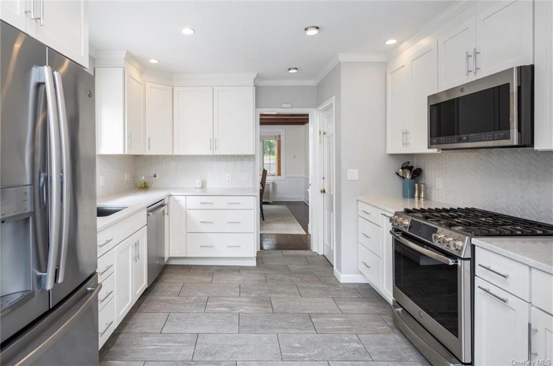 29 W Willetts Road, Harrison, New York image 3