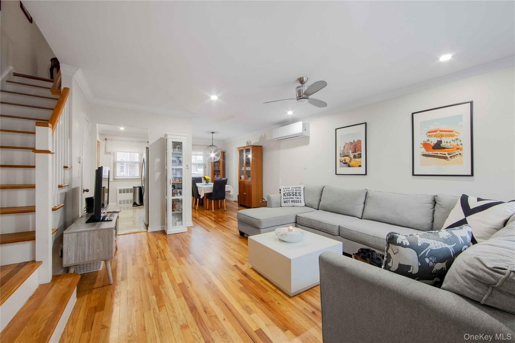 Photo of 66-44 73rd Place, Middle Village, NY 11379 (MLS # 928295)