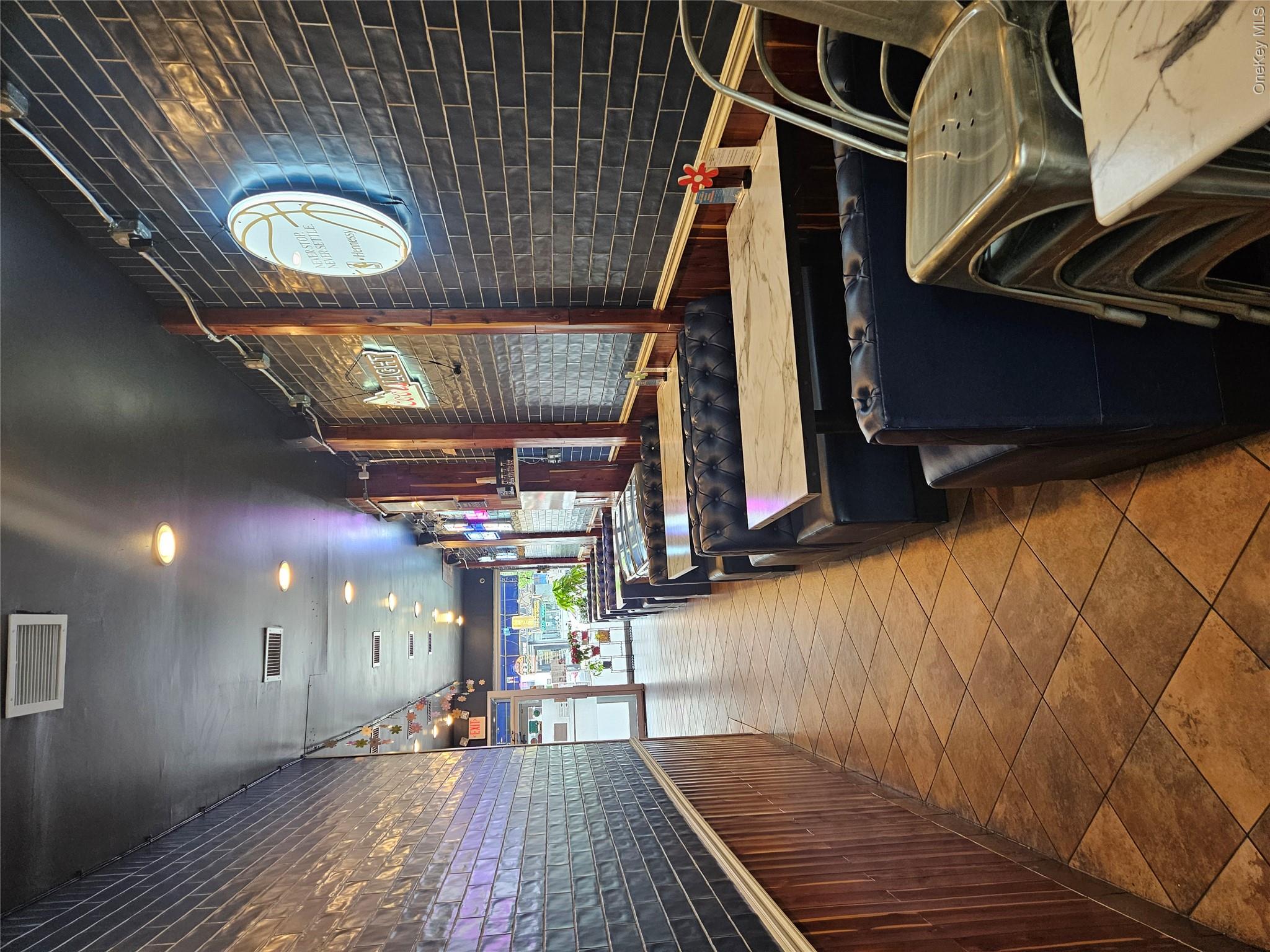 4017 Bell Boulevard 1st Floor