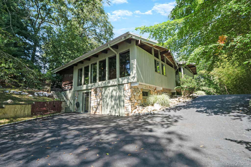 Photo of Smithtown, NY 11787 (MLS # 1041795)