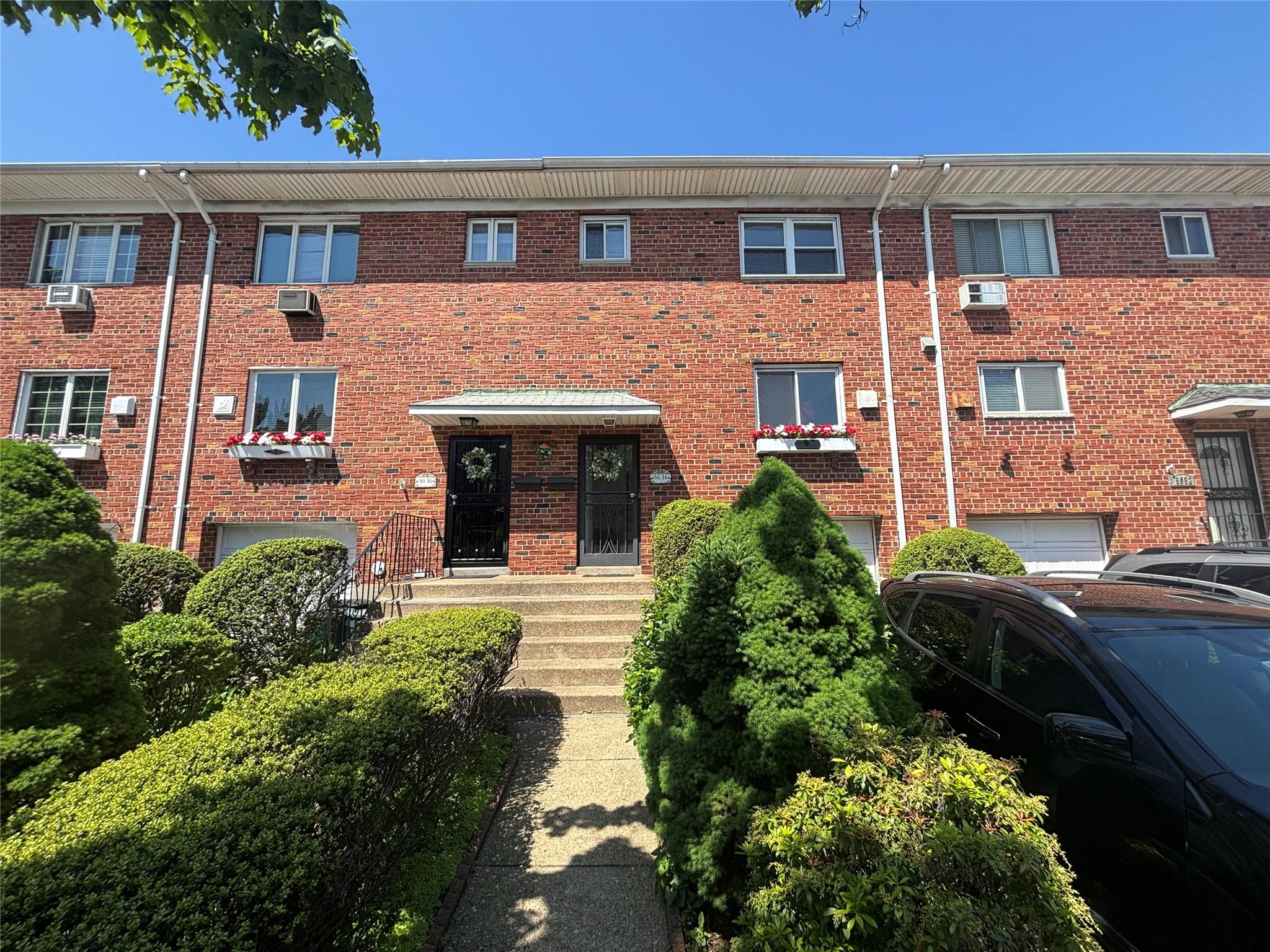 Property for Sale at 60th Street, Woodside, Queens, NY - Bedrooms: 3 
Bathrooms: 3 
Rooms: 5  - $1,100,000