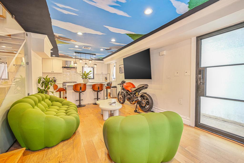 520 Meeker Avenue, Brooklyn, New York image 8
