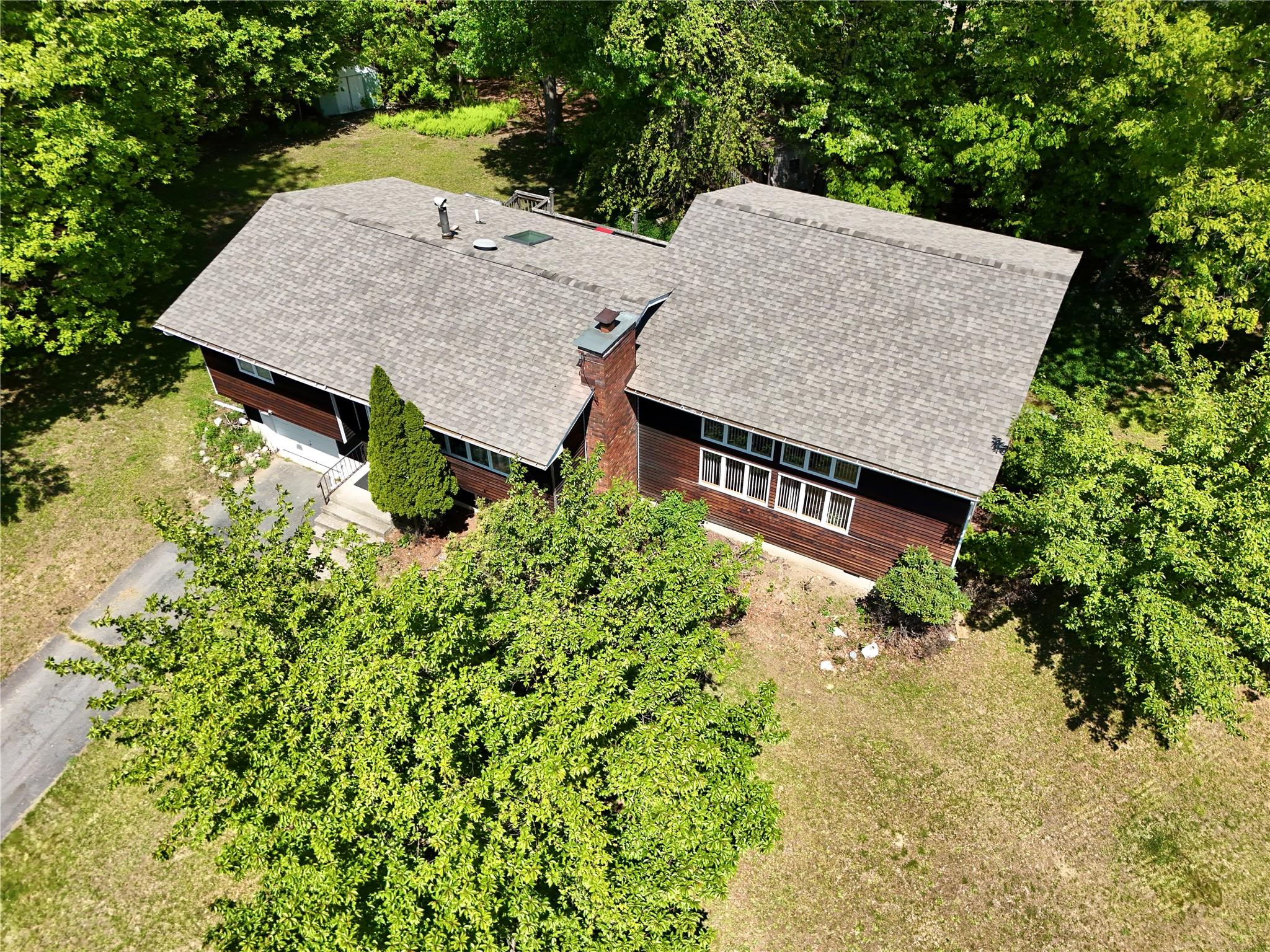 44 Karen Joy Drive, Middletown, New York image 3