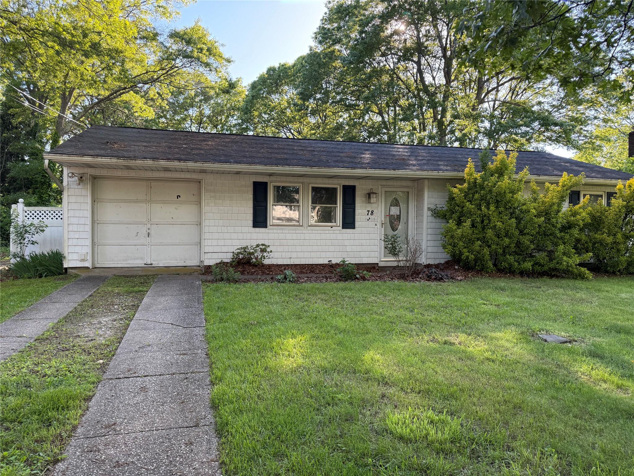 78 Juniper Avenue, Ronkonkoma, New York image 1