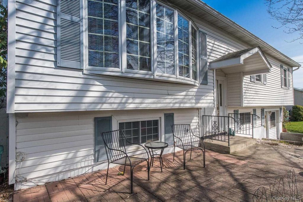 Photo of 12 Dwyer Lane, Wappingers Falls, NY 12590 (MLS # 965509)