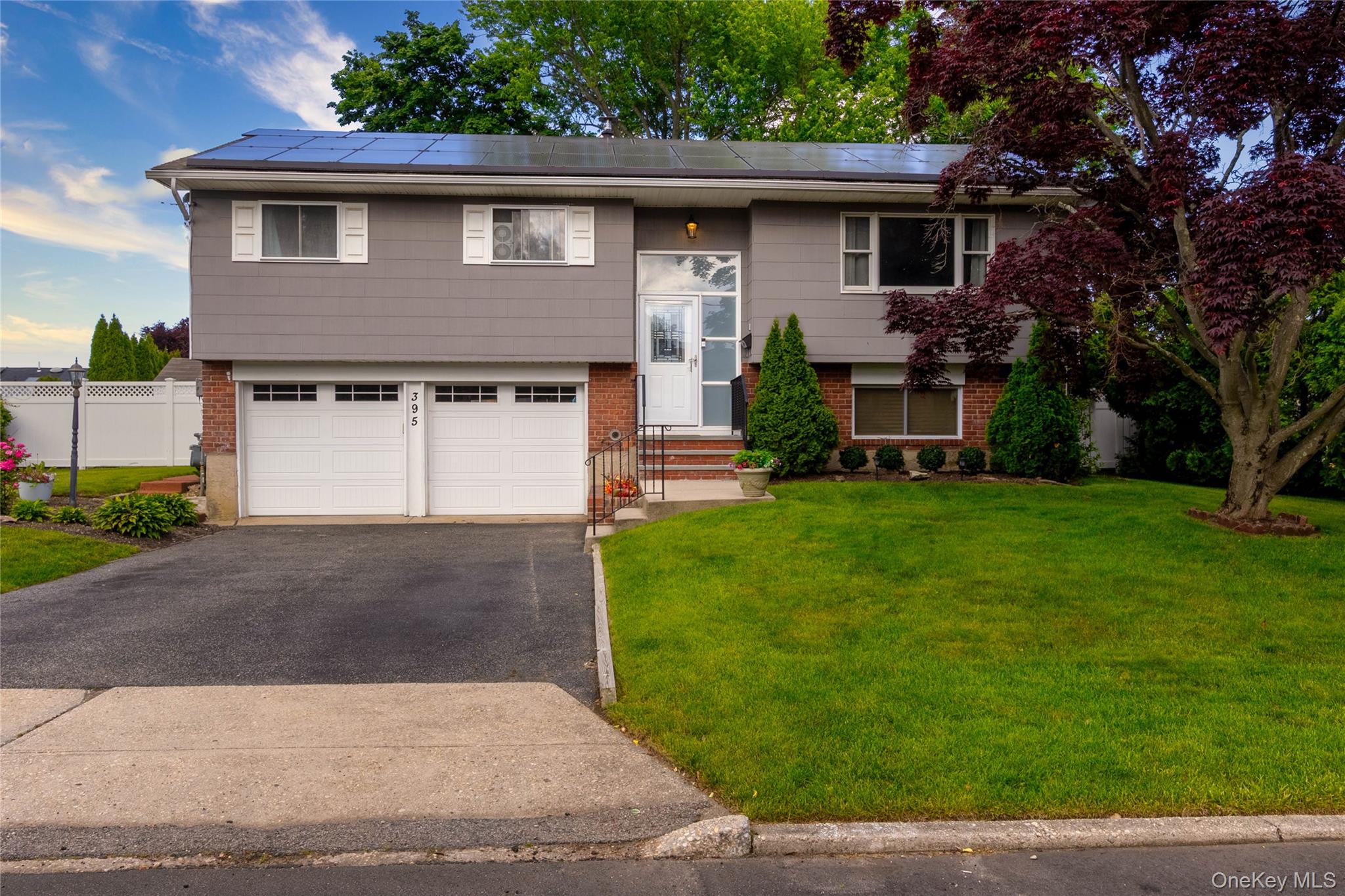 395 Saldane Avenue