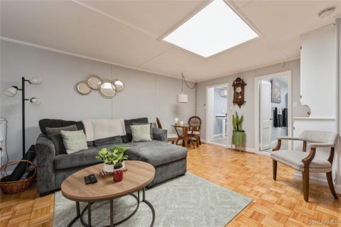 Apartment For Rent - 51 Spring Street #C<br/> Nassau County, Oyster Bay, NY 11771