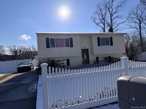 Homes For Sale - 294 40th Street<br/> Copiague, NY 11726