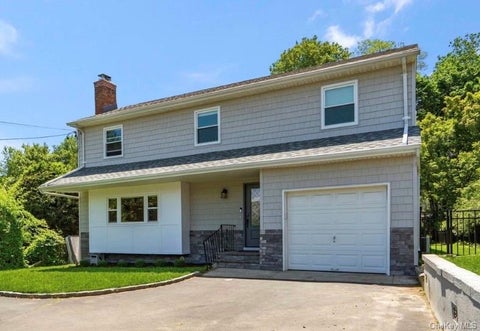 Homes For Sale - 434 W Main Street<br/> Huntington, NY 11743
