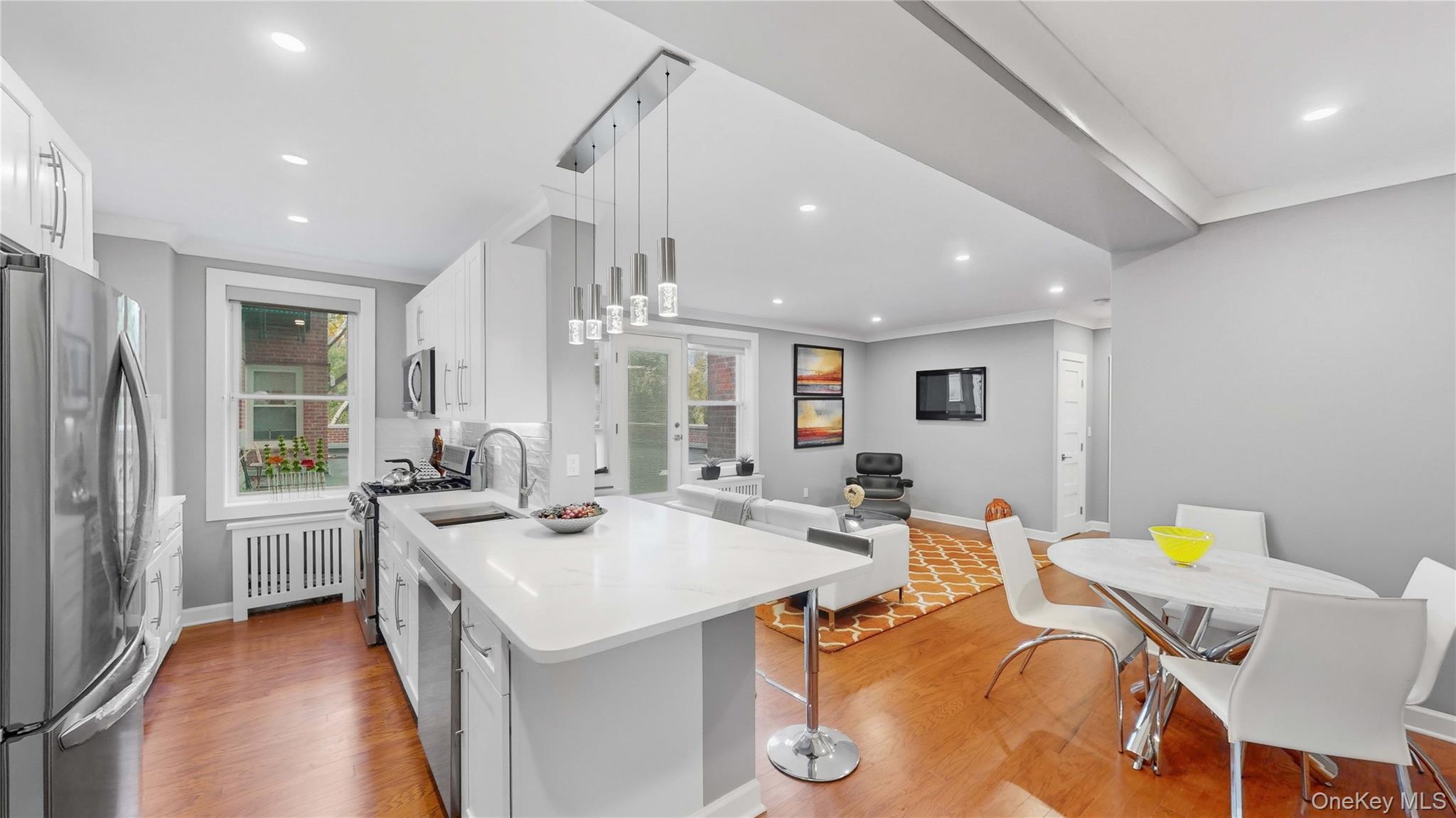 1133 Midland Avenue 1C