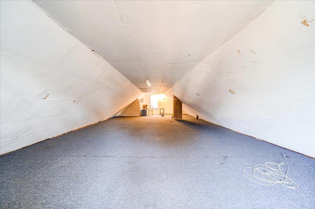 Poughkeepsie, New York 12601, United States, 4 Bedrooms Bedrooms, ,2 BathroomsBathrooms,Residential,Pending,25199