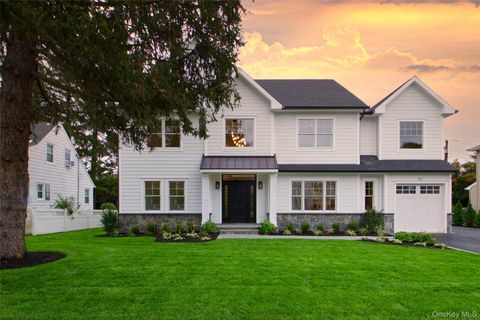 Photo of 225 Brixton Road, Garden City, NY 11530 (MLS # 914211)