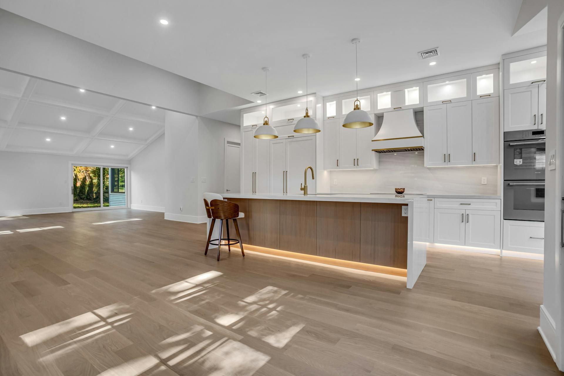 11 Nightingale Court