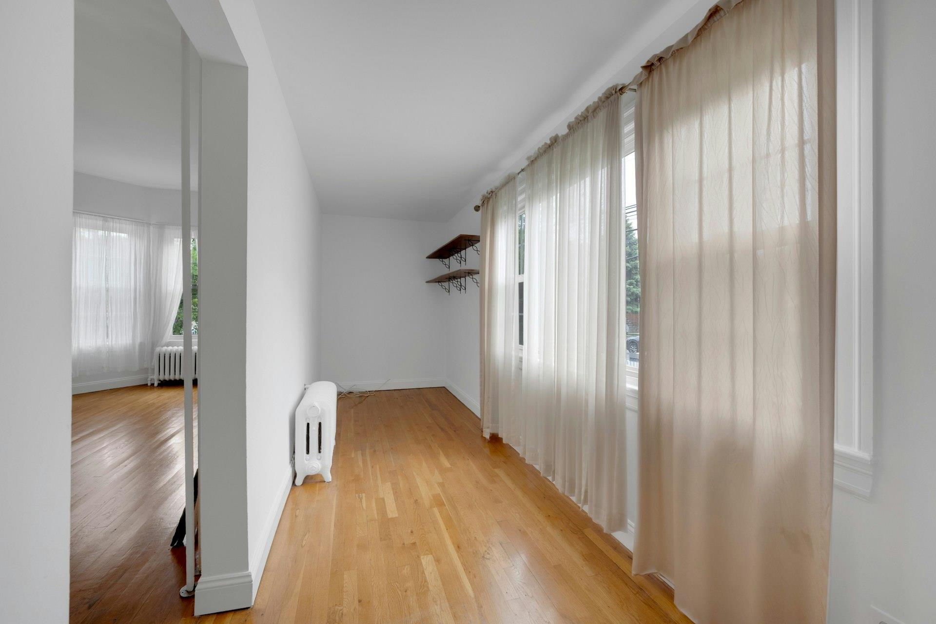 3014 Baisley Avenue, Bronx, New York image 13