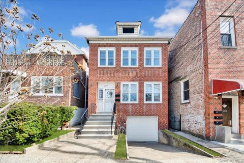 Multifamily For Sale - 2028 Haight Avenue<br/> Bronx County, Bronx, NY 10461