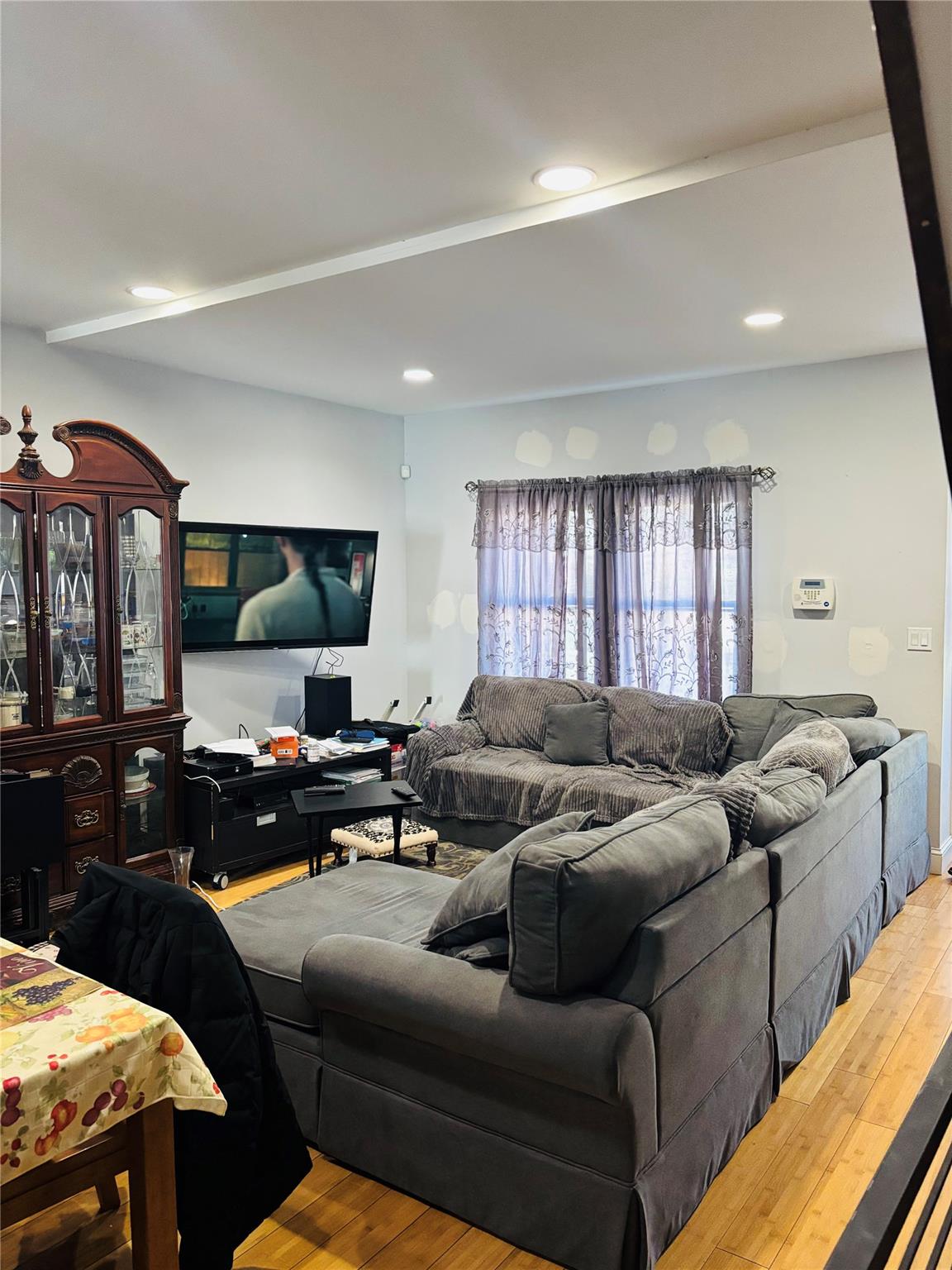 115- 43 227 Street St, Cambria Heights, New York image 3