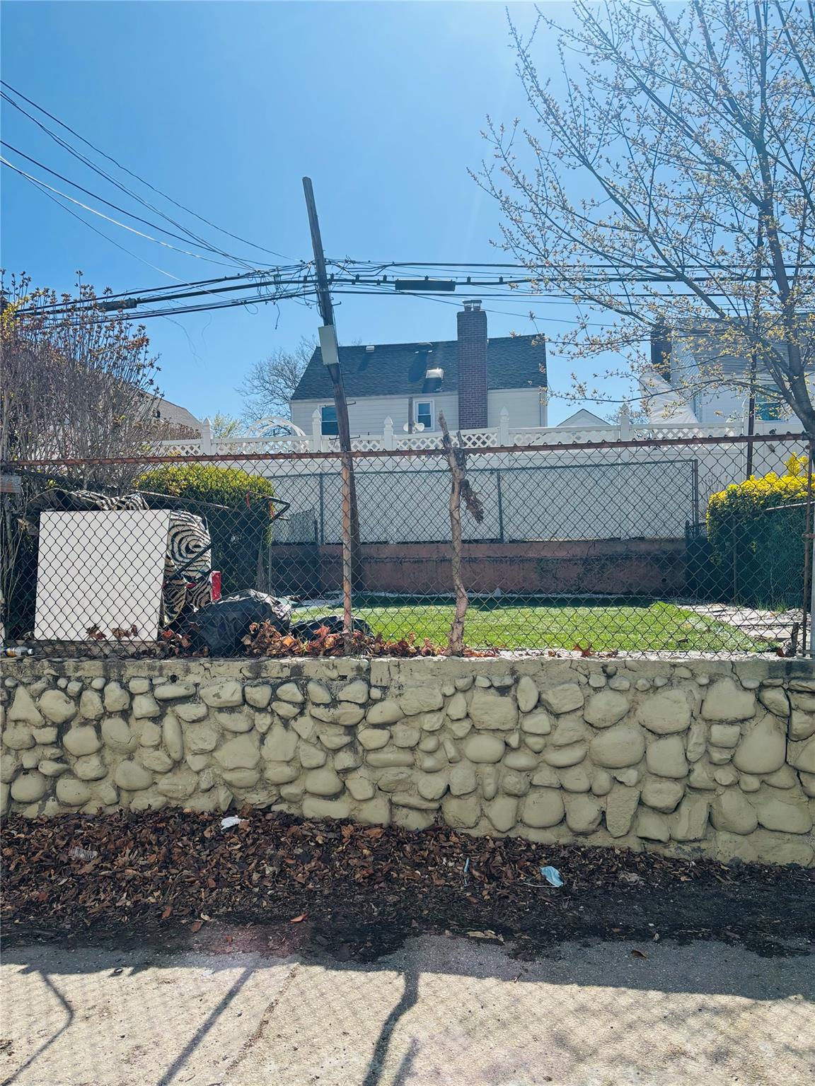 115- 43 227 Street St, Cambria Heights, New York image 15