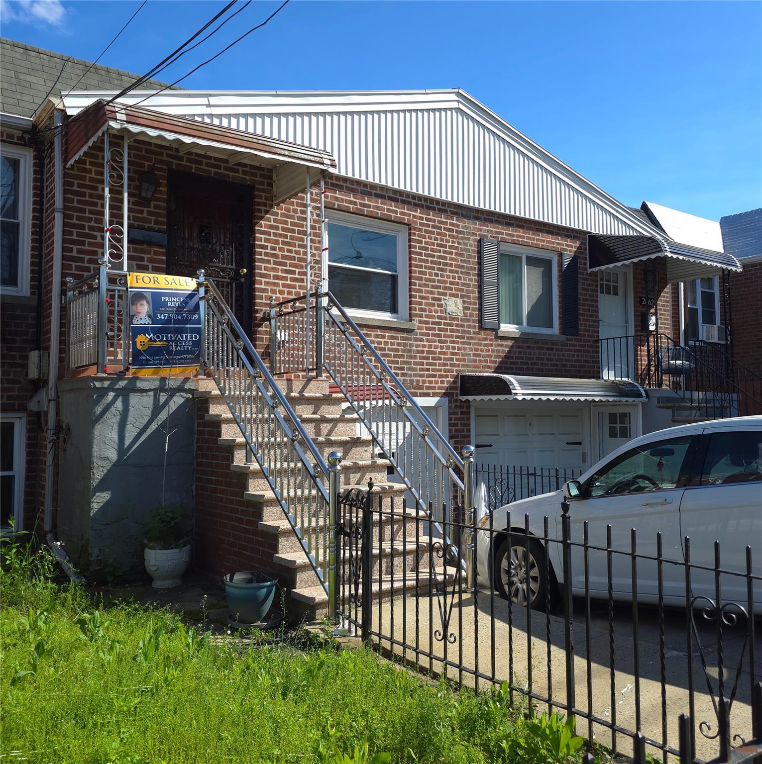Property for Sale at Philip Avenue, Bronx, New York - Bedrooms: 3 
Bathrooms: 3 
Rooms: 8  - $675,999