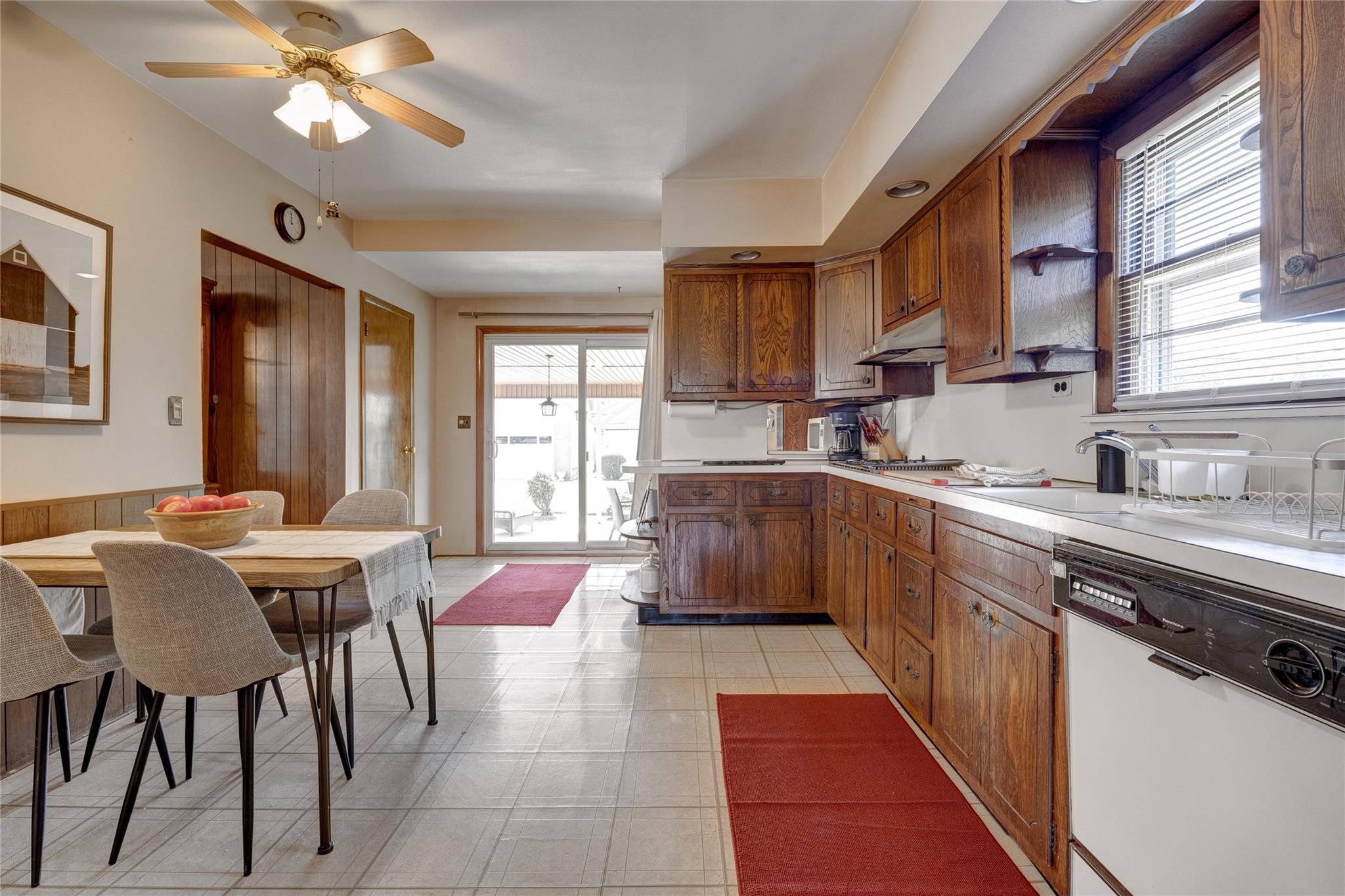 44 Avenue B, Port Washington, New York image 11