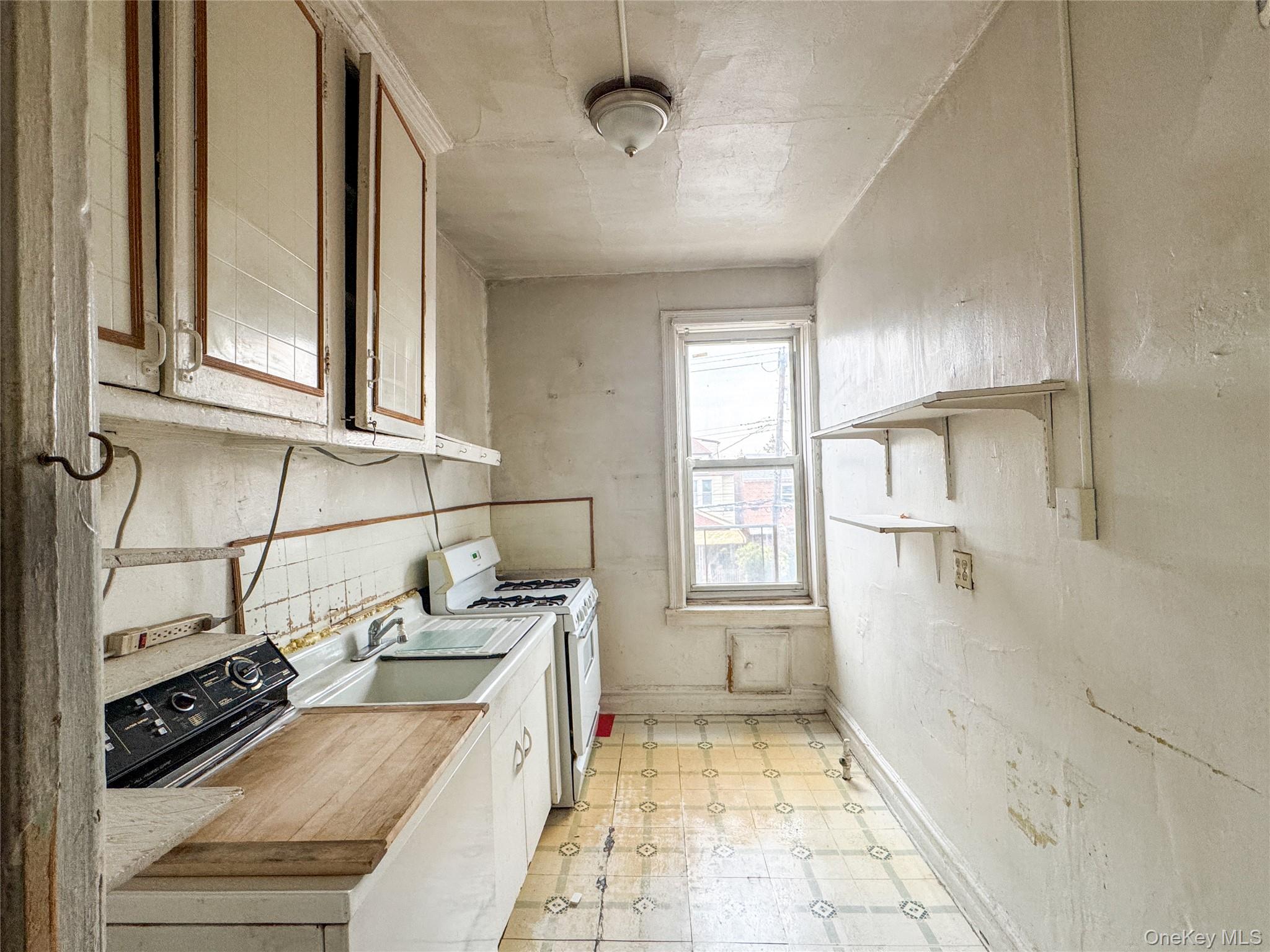 10918 Lefferts Boulevard B2