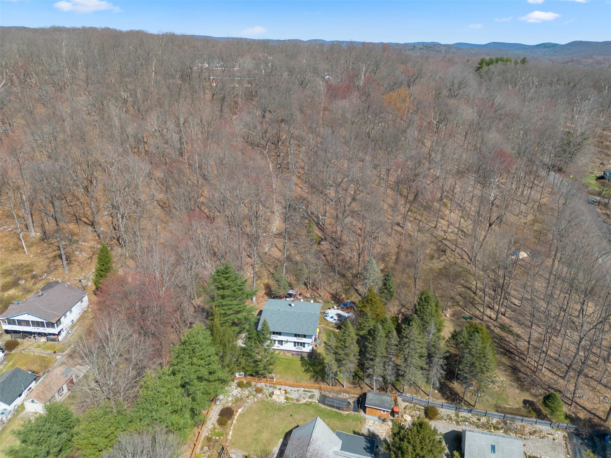 10 Breezy Park Road, Putnam Valley, New York image 4