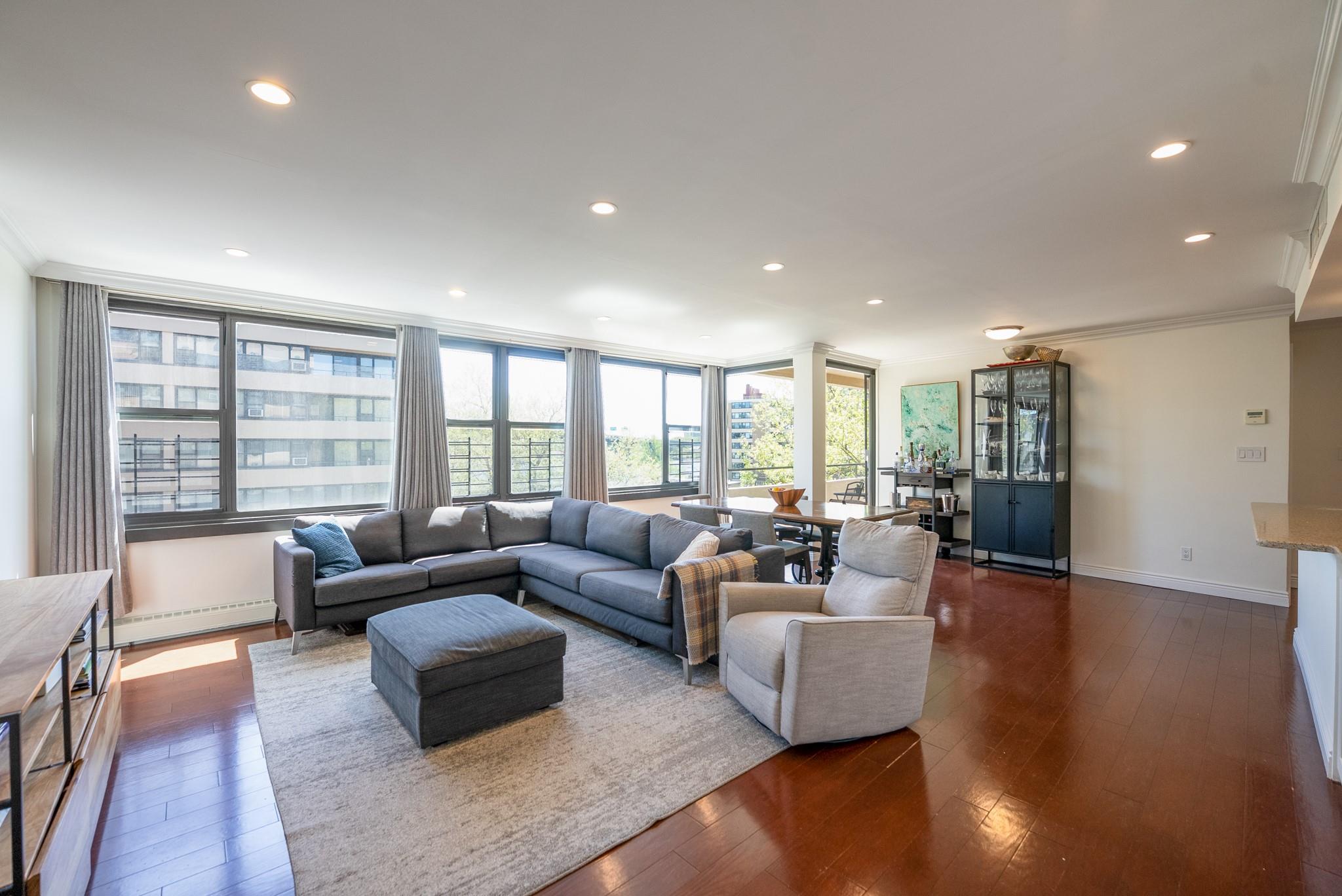 9th Avenue Ave 5D, Whitestone, Queens, NY - 2 Bedrooms  
1 Bathrooms - 