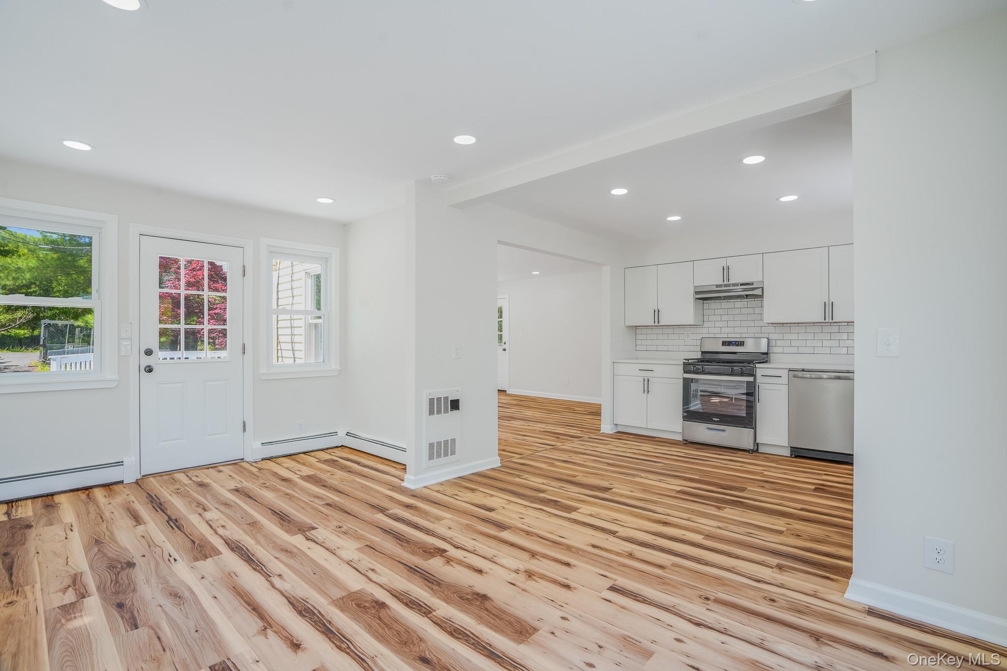 301 Mountain Avenue - Photo 3