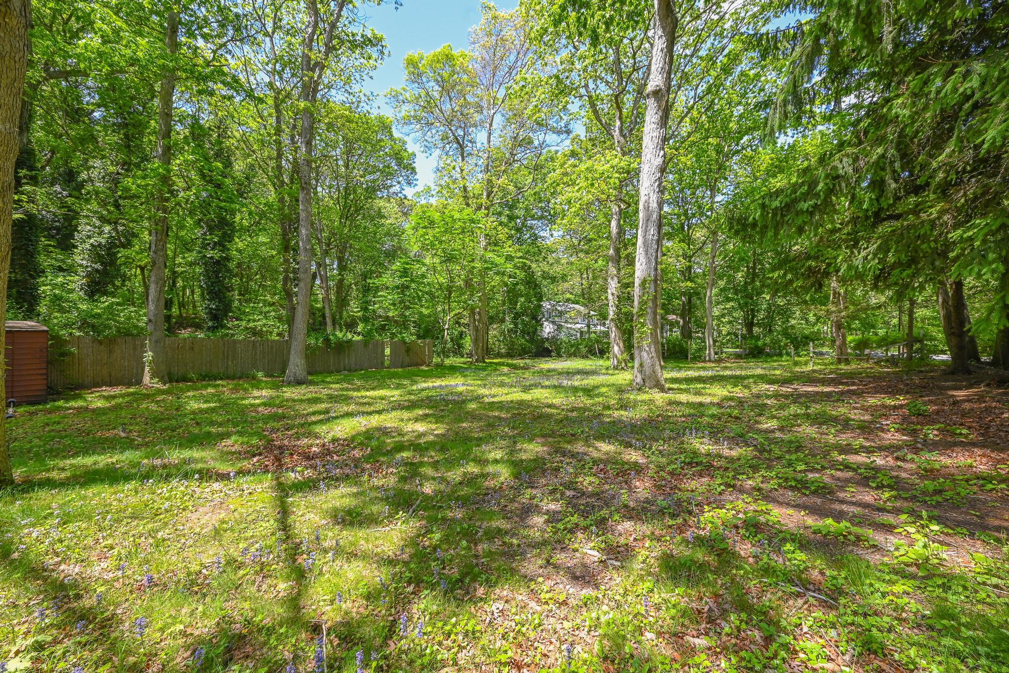 1 Parkhill Court, Huntington, New York image 7