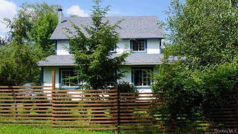 Homes For Sale - 26 Maple Avenue<br/> Sullivan County, Kauneonga Lake, NY 12749