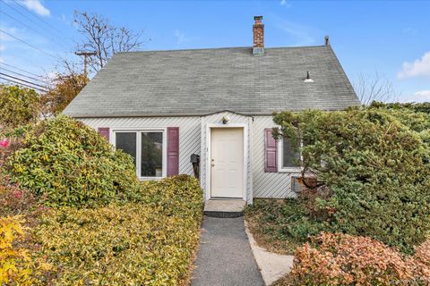 1 Ranch Lane Levittown NY 11756