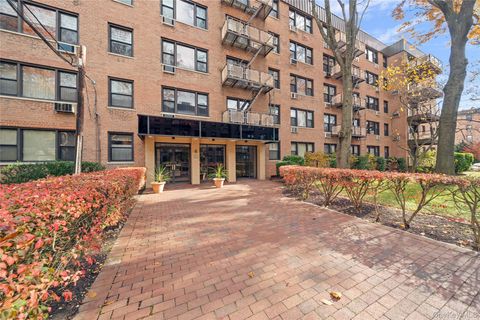 6 Birchwood Court Unit 3H, Mineola, NY 11501 - MLS#: 883530