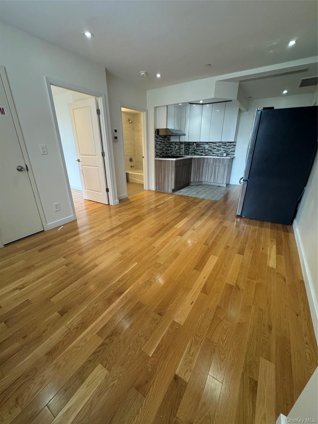 Photo of 4223 Parsons Boulevard #2D, Flushing, NY 11355 (MLS # 1062021)