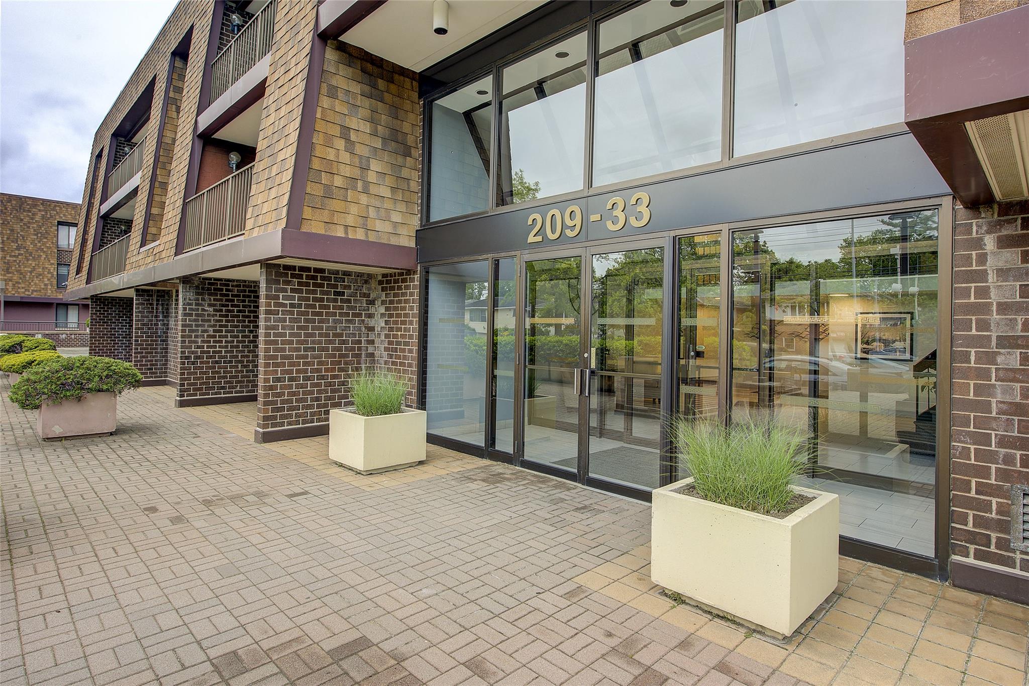 209-33 26th Avenue #TC, Bayside, New York image 2